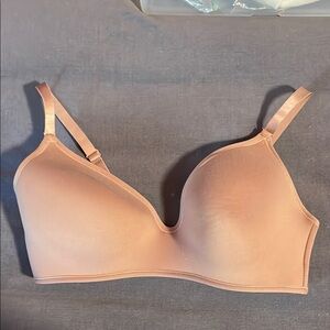 Wireless Seamless Padded Push up Nude Bra NWOT!